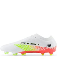 Korki męskie New Balance FURON PRO FG V8 SF2FIB8 – białe. Zapięcie: sznurówki. Kolor: biały. Materiał: materiał, nylon, syntetyk. Szerokość cholewki: normalna. Wzór: jodełka. Sport: bieganie, piłka nożna, fitness #2