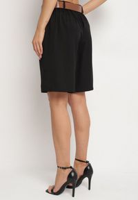 Born2be - Czarne Eleganckie Szorty z Wiskozą z Dodatkowym Paskiem z Klamrą Aranielle. Okazja: na co dzień, na spotkanie biznesowe. Stan: podwyższony. Kolor: czarny. Materiał: wiskoza. Styl: elegancki #3