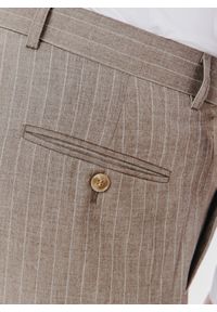 Pako Lorente - PAKO LORENTE – Beżowe spodnie garniturowe w prążek. Kolor: beżowy. Materiał: poliester, wiskoza. Wzór: prążki. Styl: elegancki #6