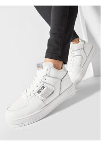 Versace Jeans Couture Sneakersy 75VA3SJ1 Biały. Kolor: biały. Materiał: skóra