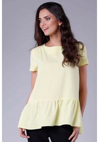 Nommo - Żółta Kobieca Oversizowa Bluzka Wykończona Falbanką. Kolor: żółty. Materiał: poliester, wiskoza #1