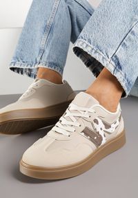 Born2be - Czarno-Białe Sneakersy z Geometrycznym Wzorem Nariale. Okazja: na co dzień. Kolor: czarny. Materiał: jeans. Wzór: geometria #4