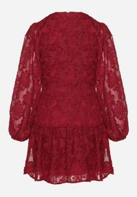 Born2be - Bordowa Koronkowa Sukienka z Kopertowym Dekoltem i Marszczeniami Labisse. Okazja: na co dzień. Typ kołnierza: dekolt kopertowy. Kolor: czerwony. Materiał: koronka. Typ sukienki: kopertowe. Styl: casual, klasyczny #6