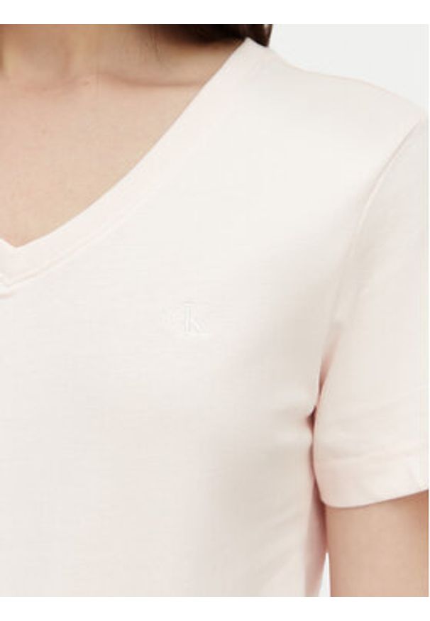 Calvin Klein Jeans T-Shirt Archive LV047B205G Różowy jasny Regular Fit. Kolor: różowy. Materiał: bawełna