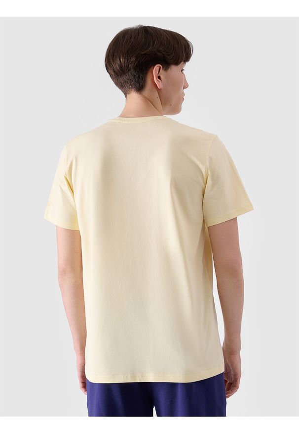 4f - 4F T-shirt regular z nadrukiem męski - żółty S. Okazja: na co dzień. Kolor: żółty. Materiał: bawełna, jersey, dzianina. Długość rękawa: krótki rękaw. Długość: krótkie. Wzór: nadruk. Styl: sportowy, casual, klasyczny