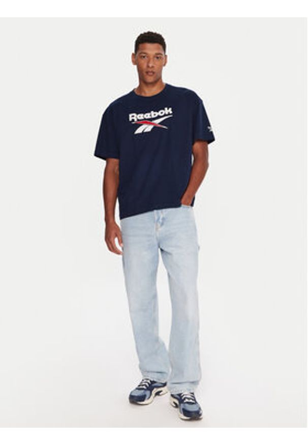 Reebok T-Shirt RK25153CCM Granatowy Regular Fit. Kolor: niebieski. Materiał: bawełna