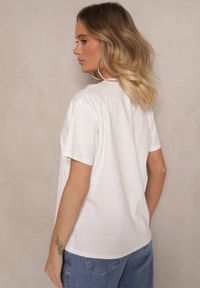 Renee - Biały Bawełniany T-shirt z Napisem Marivetha. Okazja: na co dzień. Kolor: biały. Materiał: bawełna. Wzór: napisy. Styl: casual, elegancki #5