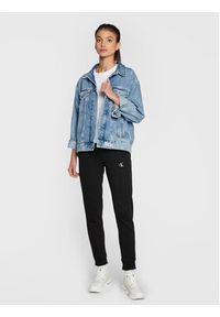 Calvin Klein Jeans Spodnie dresowe Blend Fleece J20J212872 Czarny Regular Fit. Kolor: czarny. Materiał: bawełna, dresówka, syntetyk