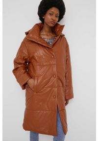 Answear Lab kurtka damska kolor brązowy przejściowa. Okazja: na co dzień. Kolor: brązowy. Styl: wakacyjny #4