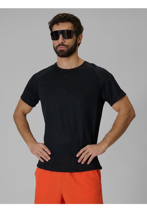 4f - 4F Koszulka treningowa regular szybkoschnąca męska - czarna XL. Kolor: czarny. Materiał: skóra, materiał. Długość rękawa: raglanowy rękaw. Sport: fitness