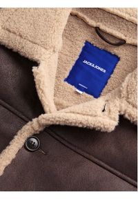 Jack & Jones Kurtka z imitacji skóry Cambridge 12282946 Brązowy Regular Fit. Kolor: brązowy. Materiał: skóra #6
