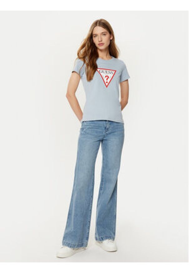 Guess T-Shirt W1YI1B I3Z14 Niebieski Slim Fit. Kolor: niebieski. Materiał: bawełna