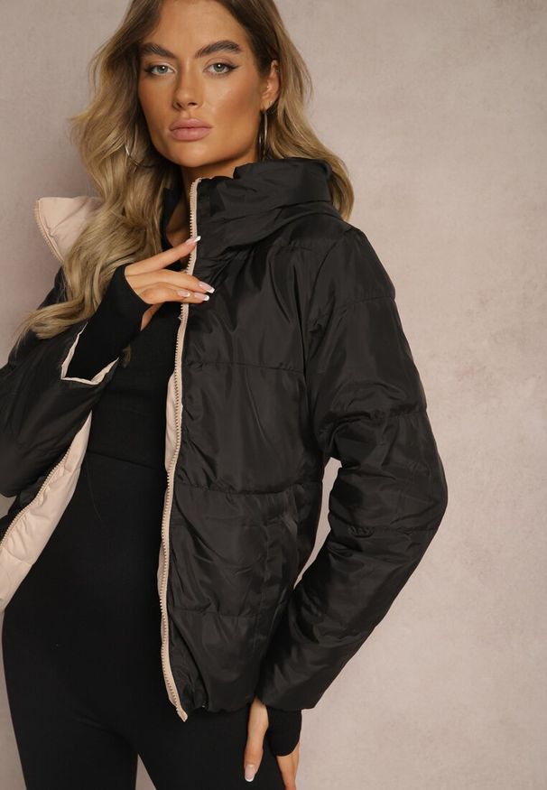 Renee - Jasnobeżowa Pikowana Kurtka Dwustronna Wykończona Sznurkami Atitoria. Okazja: na co dzień. Kolor: beżowy. Materiał: jeans. Styl: casual, klasyczny