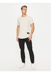 Calvin Klein Jeans Joggery J30J327614 Czarny Skinny Fit. Kolor: czarny. Materiał: bawełna