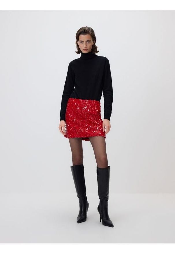 Reserved - Cekinowa spódnica mini - czerwony. Kolor: czerwony. Materiał: tkanina