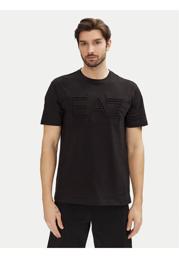 EA7 Emporio Armani T-Shirt 7M000149 AF14772 UC001 Czarny Regular Fit. Kolor: czarny. Materiał: bawełna