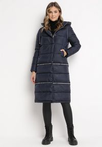 Born2be - Granatowa Pikowana Kurtka Płaszcz z Regulowaną Długością Maakana. Kolor: niebieski. Materiał: jeans, tkanina. Sezon: zima, jesień, wiosna. Styl: klasyczny, elegancki #1