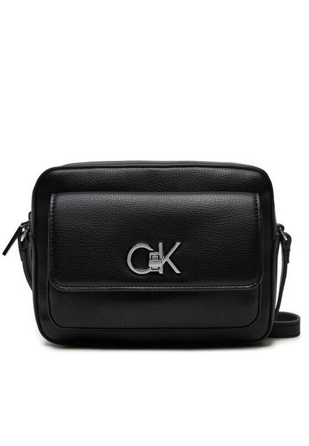 Calvin Klein Torebka Re-Lock Camera Bag W/Flap_Pbl K60K612538 Czarny. Kolor: czarny. Materiał: skórzane