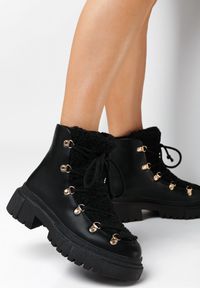 Born2be - Czarne Traperki Rema. Kolor: czarny. Materiał: materiał. Wzór: aplikacja. Styl: elegancki #2