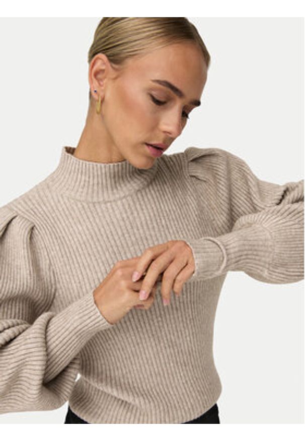 only - ONLY Sweter Katia 15232494 Beżowy Regular Fit. Kolor: beżowy. Materiał: syntetyk
