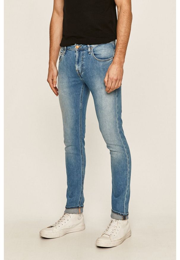Guess Jeans - Jeansy Chris. Kolor: niebieski. Materiał: bawełna, jeans, denim, elastan