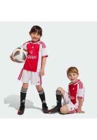Adidas - Zestaw Ajax Amsterdam 23/24 Home Mini Kit. Kolor: wielokolorowy, czerwony, biały. Materiał: materiał
