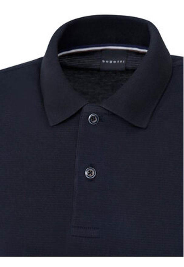 Bugatti Polo 8150-75002C Granatowy Regular Fit. Typ kołnierza: polo. Kolor: niebieski. Materiał: bawełna