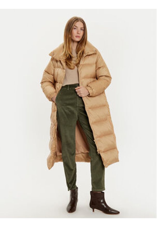 United Colors of Benetton - United Colors Of Benetton Kurtka puchowa 2TWDDN06S Beżowy Regular Fit. Kolor: beżowy. Materiał: syntetyk