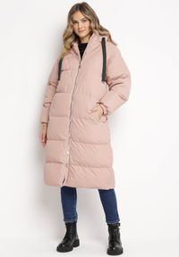 Born2be - Różowa Długa Kurtka Pikowana Płaszcz na Zamek z Kapturem Lesea. Okazja: na co dzień. Typ kołnierza: kaptur. Kolor: różowy. Materiał: dzianina, jeans. Długość: długie. Styl: casual, elegancki #1