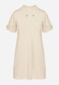 Born2be - Jasnobeżowa Sweterkowa Sukienka Trapezowa Ozdobiona Aplikacjami i Perełkami Iletusa. Okazja: na co dzień, do pracy. Kolor: beżowy. Wzór: aplikacja. Typ sukienki: trapezowe. Styl: klasyczny, casual, elegancki. Długość: midi #2
