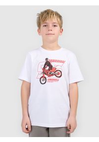 4f - 4F T-shirt regular z nadrukiem chłopięcy - biały 122 (6-7 lat). Okazja: na co dzień, na uczelnię. Kolor: biały. Materiał: bawełna, skóra, materiał. Wzór: nadruk. Sezon: lato. Styl: casual, klasyczny #1