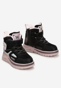 Born2be - Czarno-Różowe Traperki na Rzep Hegac. Okazja: na uczelnię, na co dzień. Zapięcie: rzepy. Kolor: czarny. Materiał: jeans, futro. Wzór: aplikacja. Styl: casual, elegancki