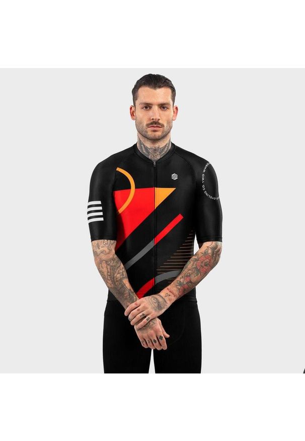 SIROKO - Męska koszulka rowerowa z krótkim rękawem Kolarstwo Siroko M2 Colorado. Kolor: czerwony, wielokolorowy, czarny. Materiał: jersey. Długość rękawa: krótki rękaw. Długość: krótkie. Sport: kolarstwo