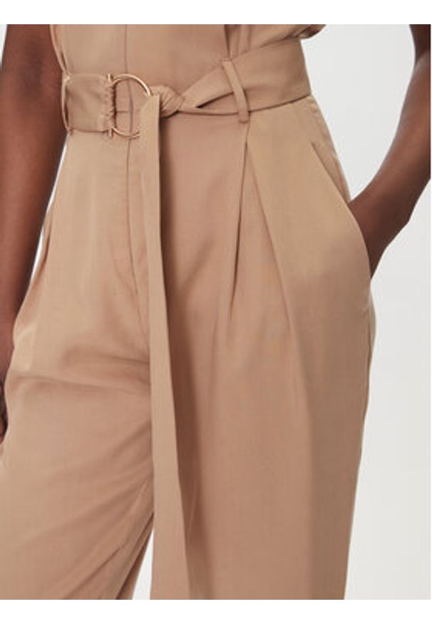 ACCESS FASHION Kombinezon 53-5511-128 Beżowy Regular Fit. Kolor: beżowy. Materiał: lyocell