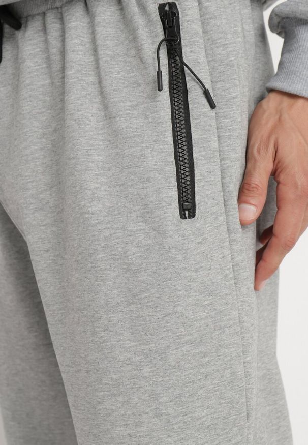 Born2be - Szare Spodnie Dresowe z Elastyczną Gumką w Pasie Hanorelle. Okazja: na co dzień. Kolor: szary. Materiał: dresówka. Styl: elegancki, klasyczny, casual