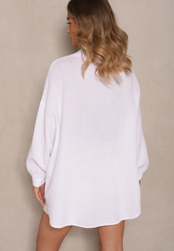 Renee - Biała Muślinowa Koszula z Bawełny Ateloria. Okazja: na co dzień. Kolor: biały. Materiał: bawełna. Styl: casual