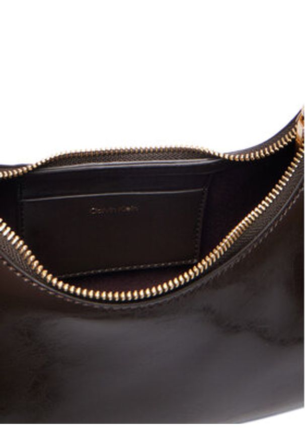 Calvin Klein Torebka Foil Logo Glossy Conv Shoulder B LV04F3737G Brązowy. Kolor: brązowy. Materiał: skórzane