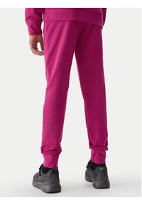 4f - 4F Spodnie dresowe 4FJWSS24TTROF587 Różowy Regular Fit. Kolor: różowy. Materiał: bawełna