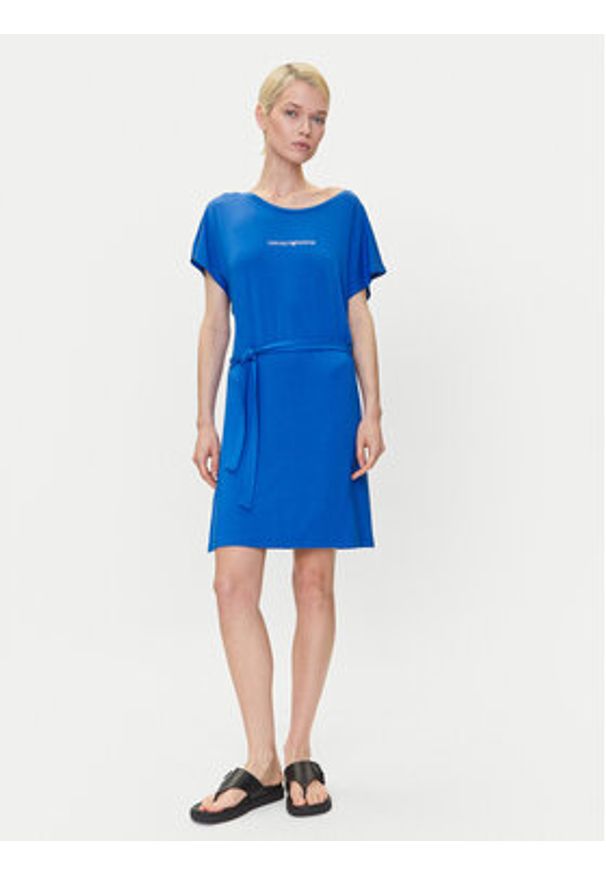 Emporio Armani Sukienka codzienna EW000783 AF12192 UA012 Niebieski Regular Fit. Okazja: na co dzień. Kolor: niebieski. Materiał: wiskoza. Typ sukienki: proste. Styl: casual