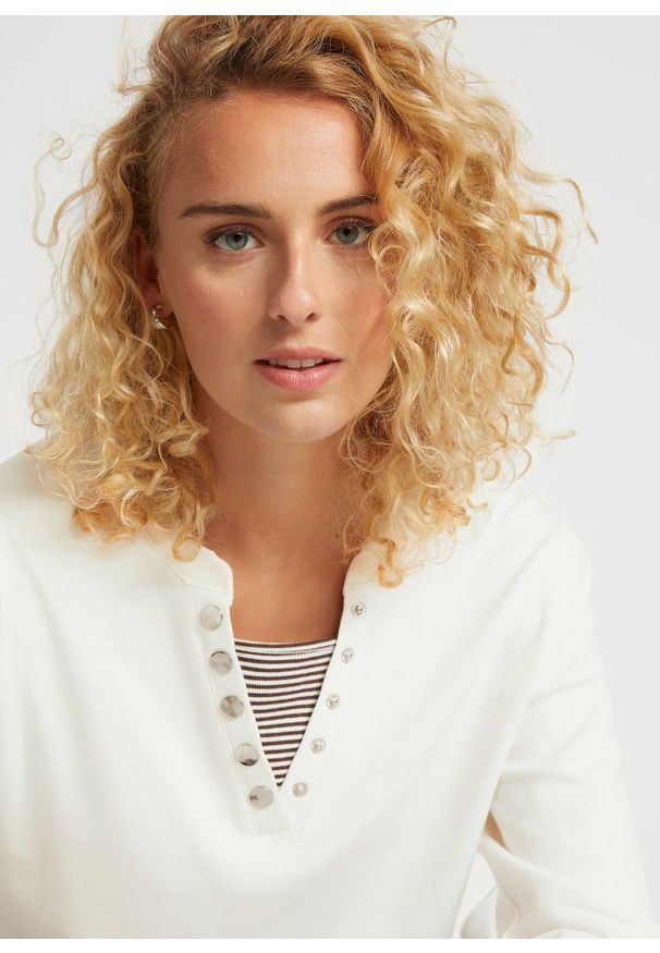 bonprix - Shirt bawełniany z długim rękawem, w optyce 2 w 1. Kolor: biały. Materiał: bawełna. Długość rękawa: długi rękaw. Długość: długie