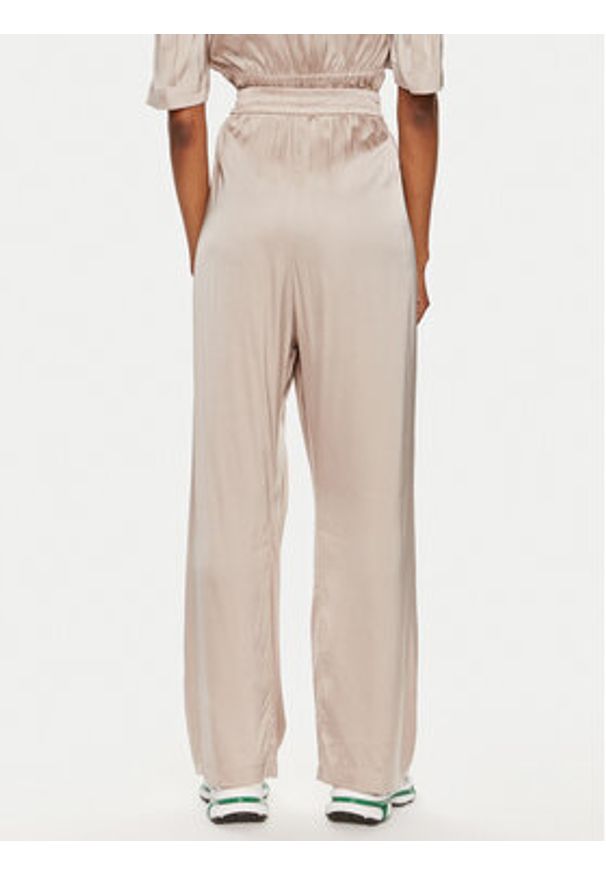 Munthe Spodnie materiałowe Ohara 242141224230 Beżowy Loose Fit. Kolor: beżowy. Materiał: wiskoza