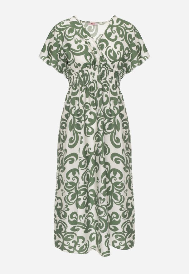 Born2be - Zielona Wiskozowa Sukienka z Kopertowym Dekoltem i Gumkami w Talii Shyraya. Okazja: na co dzień. Typ kołnierza: dekolt kopertowy. Kolor: zielony. Materiał: wiskoza. Typ sukienki: kopertowe. Styl: casual