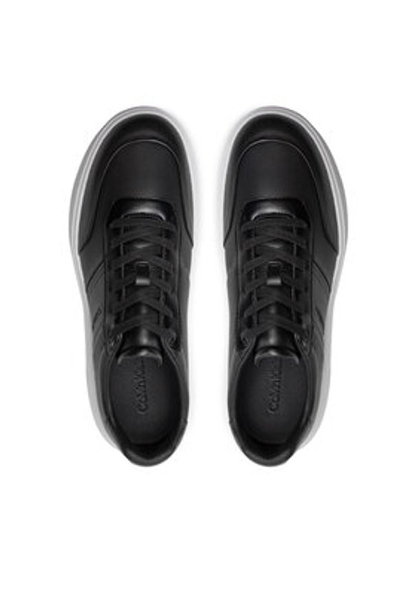 Calvin Klein Sneakersy HM0HM01551 Czarny. Kolor: czarny. Materiał: skóra