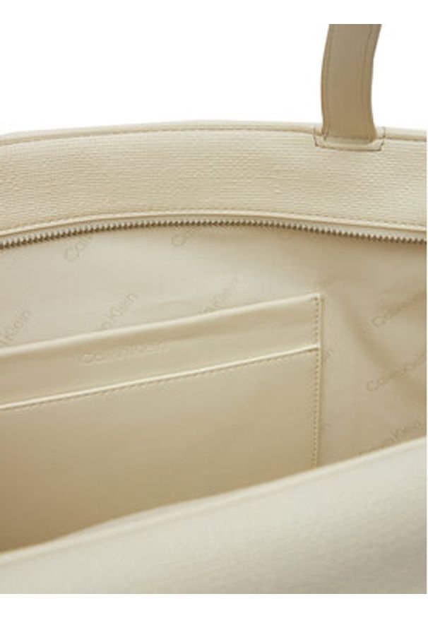 Calvin Klein Torebka Ck Medium Shopper_Tex K60K613178 Biały. Kolor: biały. Materiał: skórzane