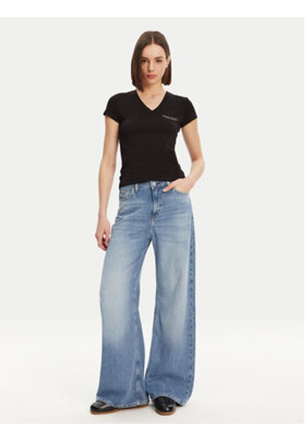 Armani Exchange T-Shirt 8NYT81 YJG3Z 52AK Czarny Regular Fit. Kolor: czarny. Materiał: bawełna