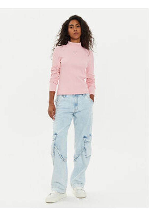 Tommy Jeans Bluzka Tjw Essential Mock Neck DW0DW19830 Różowy Slim Fit. Kolor: różowy. Materiał: bawełna