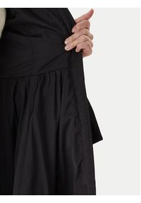 Elisabetta Franchi Kurtka zimowa PI-86Z-56E2-V790 Czarny Regular Fit. Kolor: czarny. Materiał: syntetyk. Sezon: zima #4