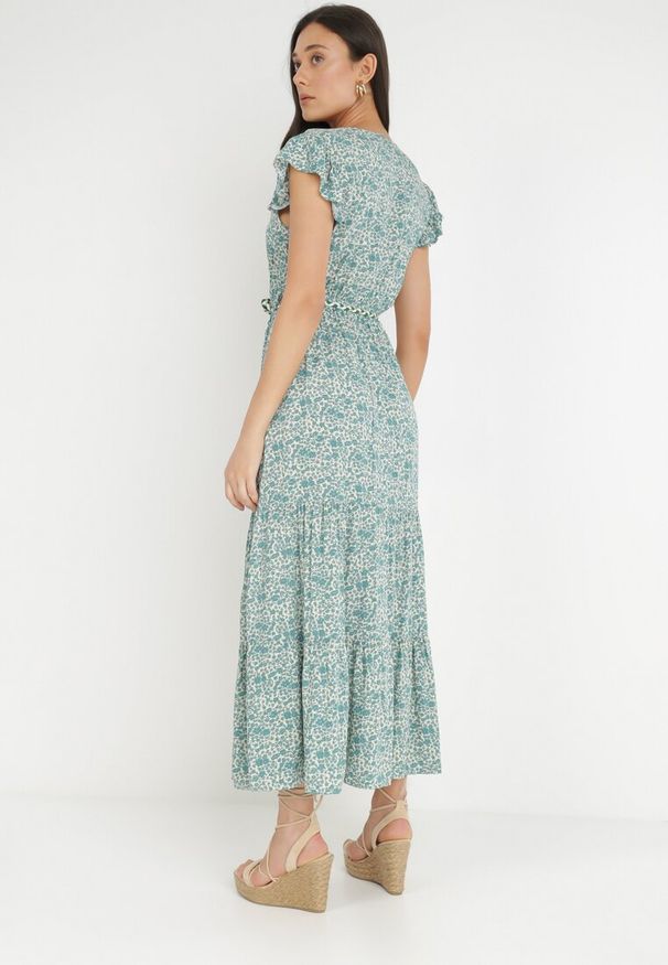 Born2be - Biało-Zielona Sukienka z Paskiem Phenaleia. Kolor: zielony. Materiał: wiskoza, materiał, skóra, tkanina. Wzór: aplikacja, kwiaty, nadruk. Styl: boho. Długość: maxi