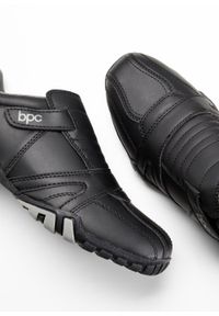Buty wsuwane bonprix czarny. Zapięcie: bez zapięcia. Kolor: czarny #5