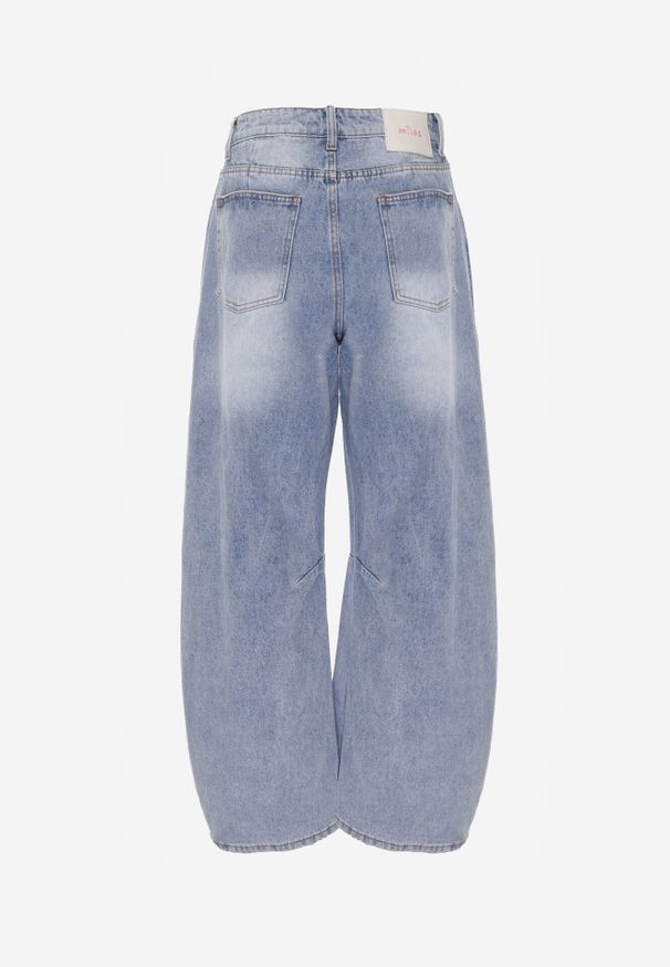 Born2be - Niebieskie Jeansy z Bawełny z Wiskozą o Kroju Ballloon z Wysokim Stanem i Dziurami Mon. Okazja: na co dzień. Stan: podwyższony. Kolor: niebieski. Styl: casual